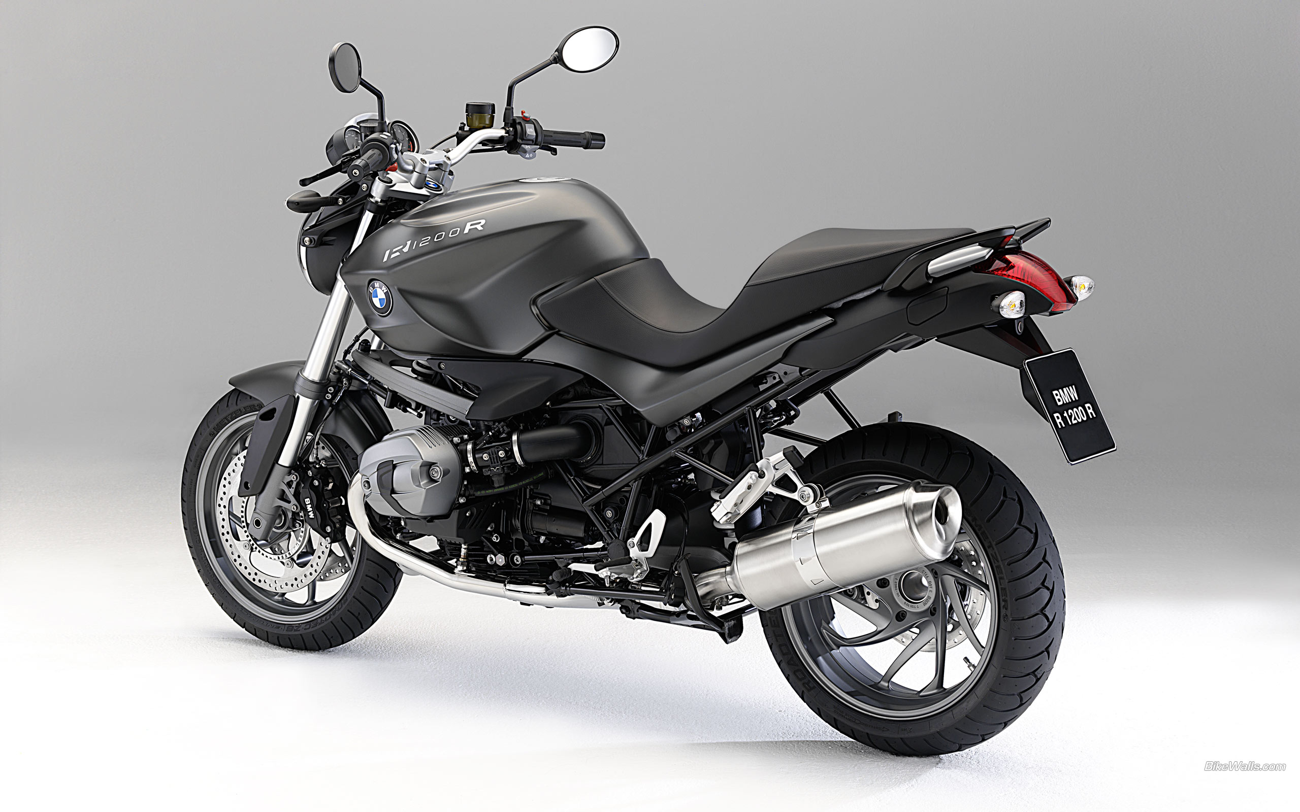 bmw r1200r 2560*1600