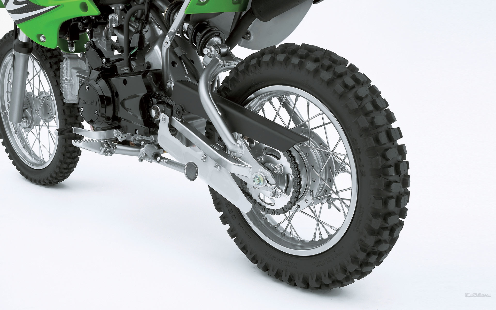 Kawasaki_KLX110_2008_04.jpg