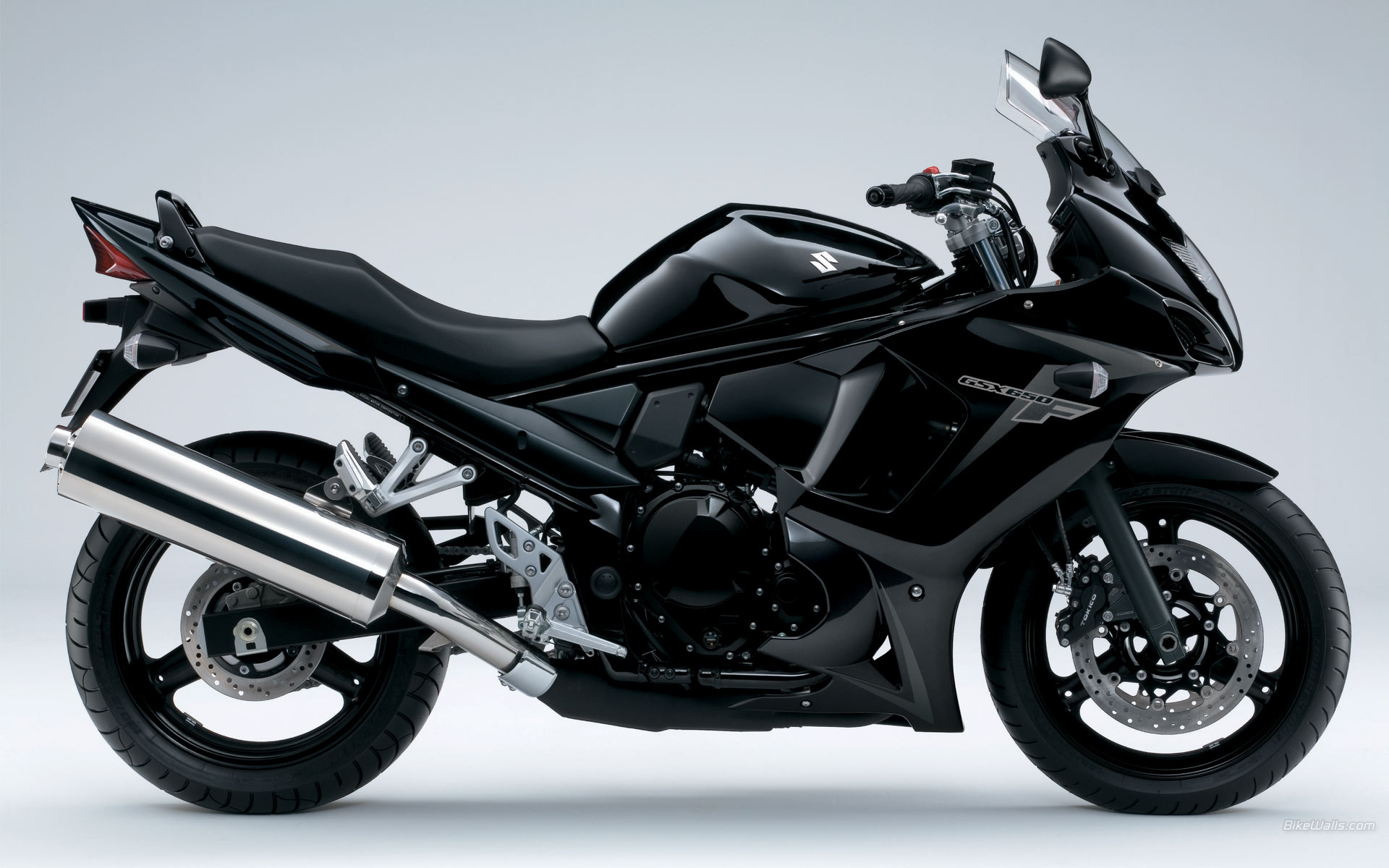 Suzuki_GSX_650F_2010_02.jpg