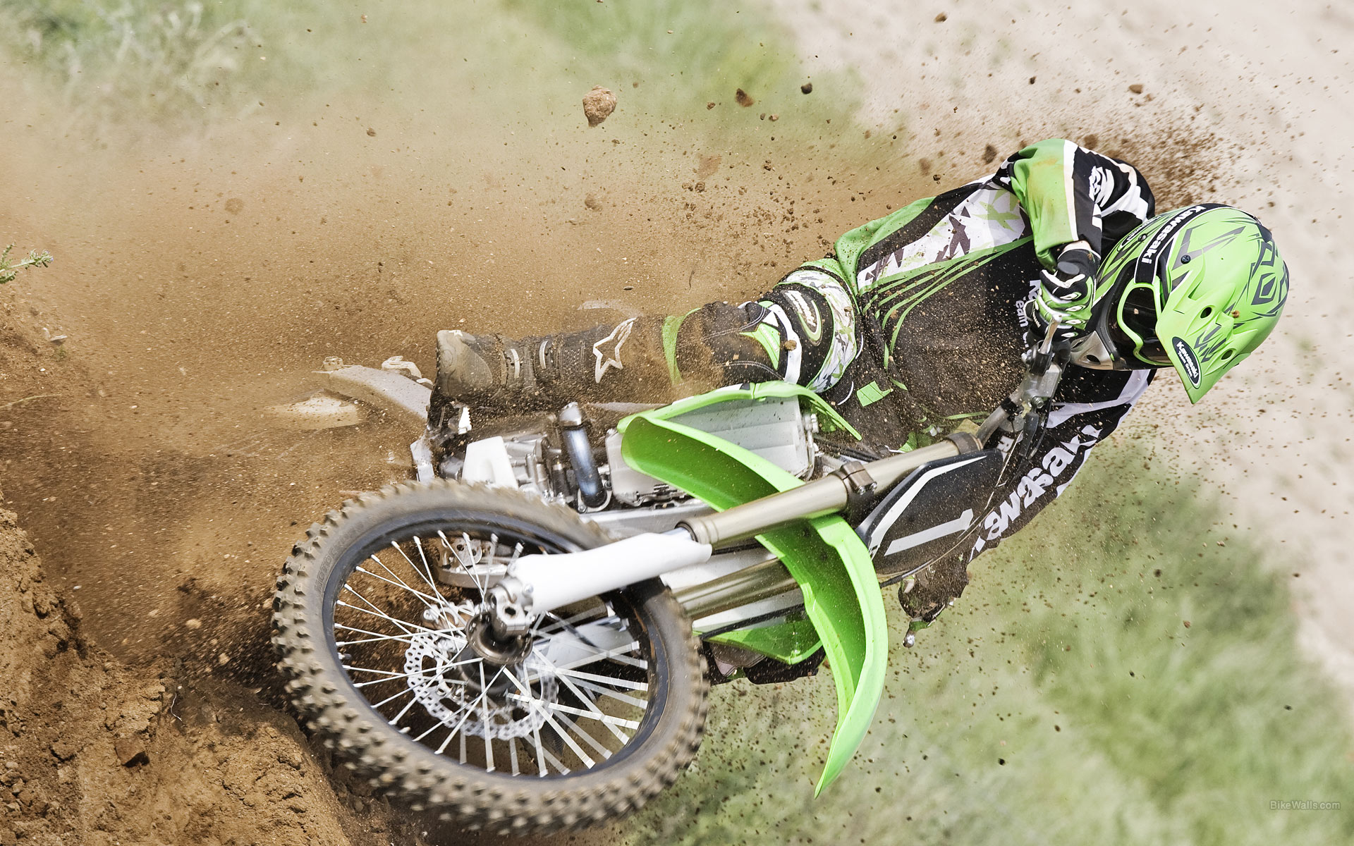 Kawasaki_KX250F_2008_02.jpg