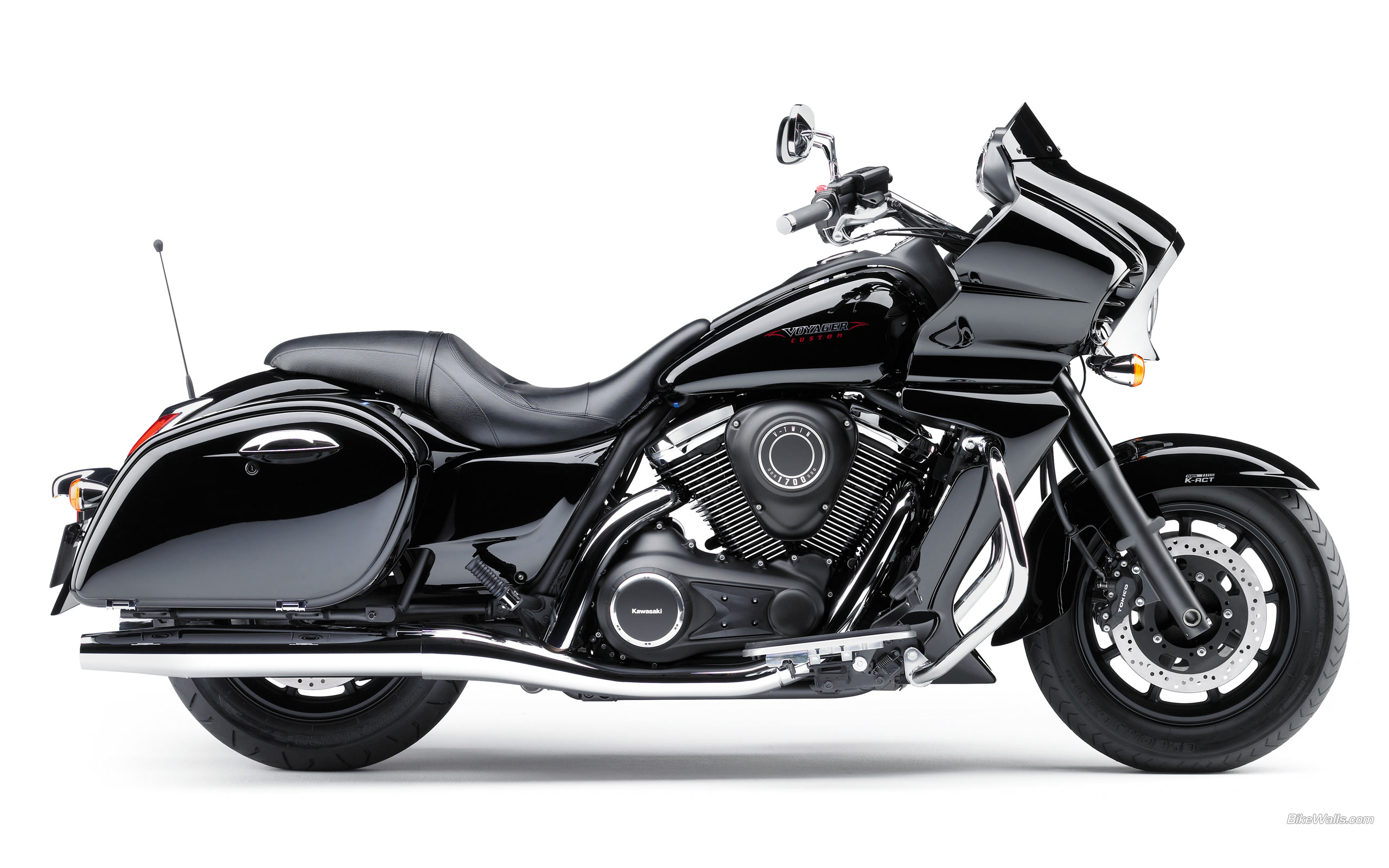 Kawasaki_VN1700_Voyager_Custom_ABS_2011_03_2560x1600.jpg