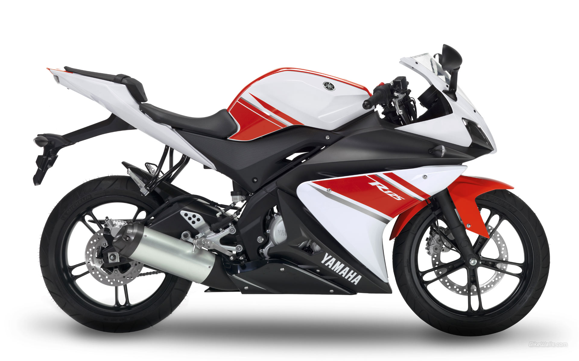 Yamaha_YZF-R125_2008_17.jpg