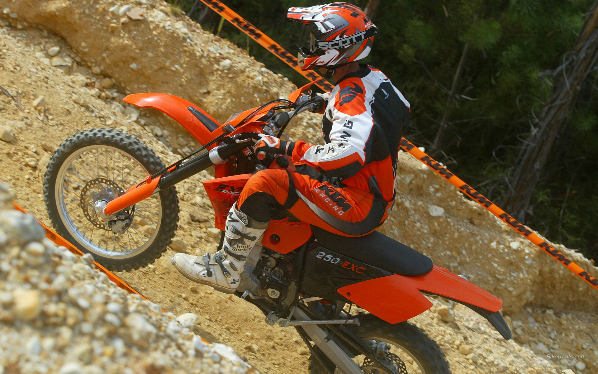 KTM_250_EXC_2006_05.jpg