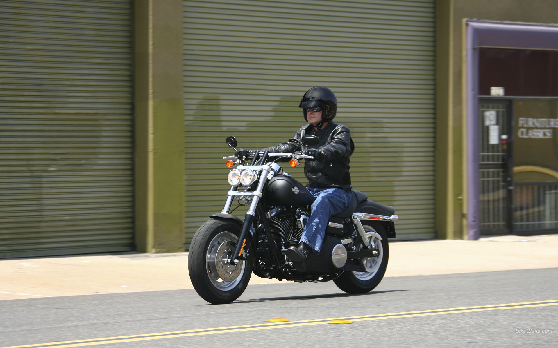 Harley_Davidson_FXDCDyna_Super_Gilde_Custom_2008_05.jpg