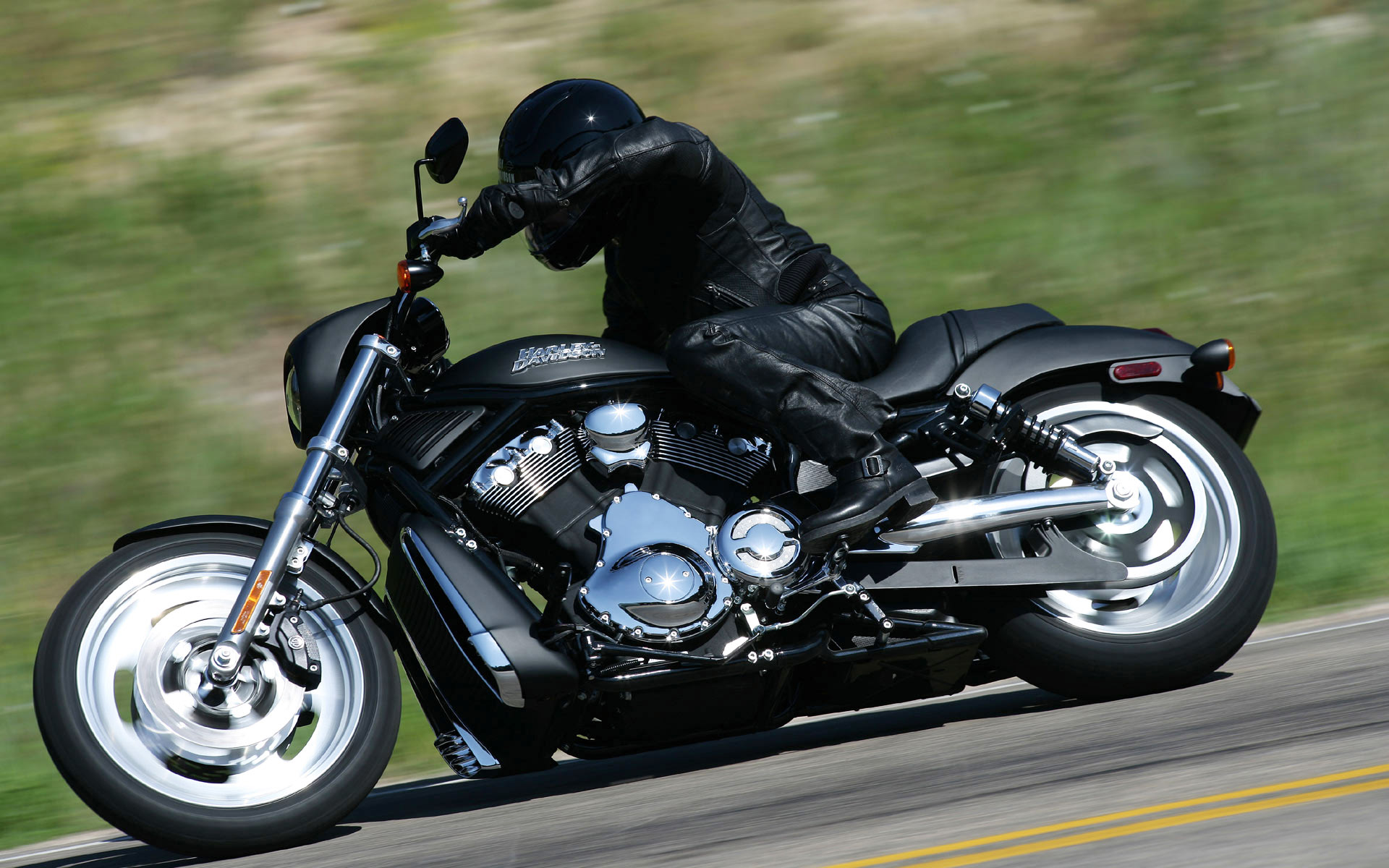 Harley-Davidson-Motorcycle-_-22.jpg