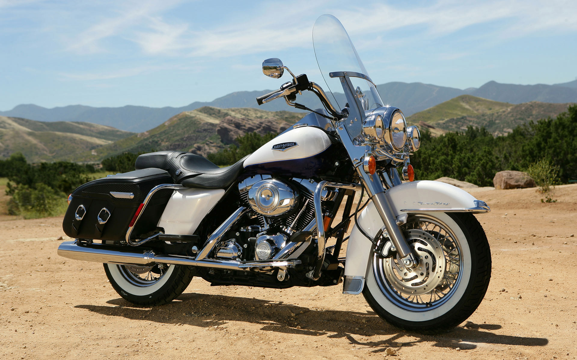 Harley-Davidson-Motorcycle-_-35.jpg