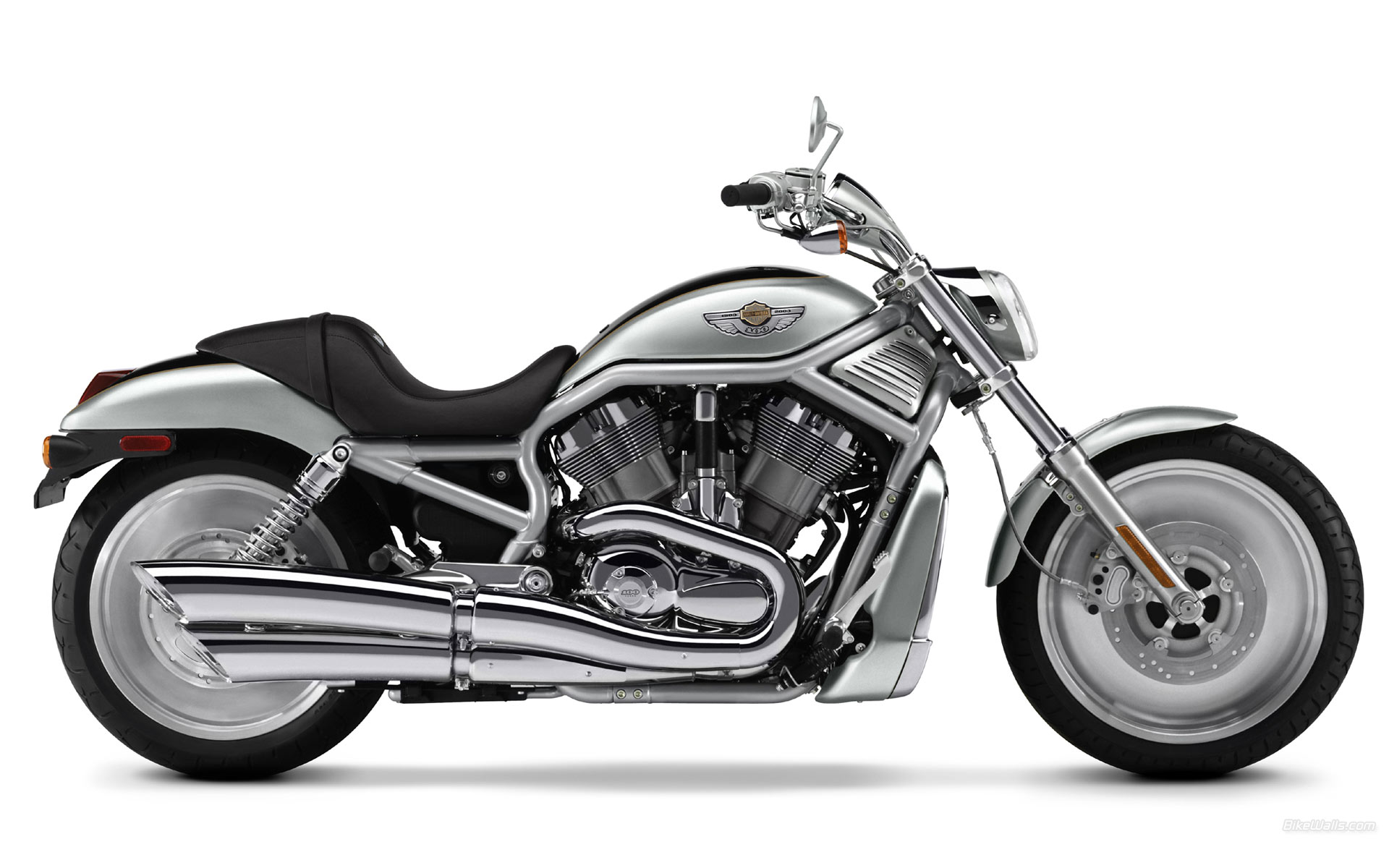 Harley-Davidson_VRSCA_V-Rod_2003_01.jpg