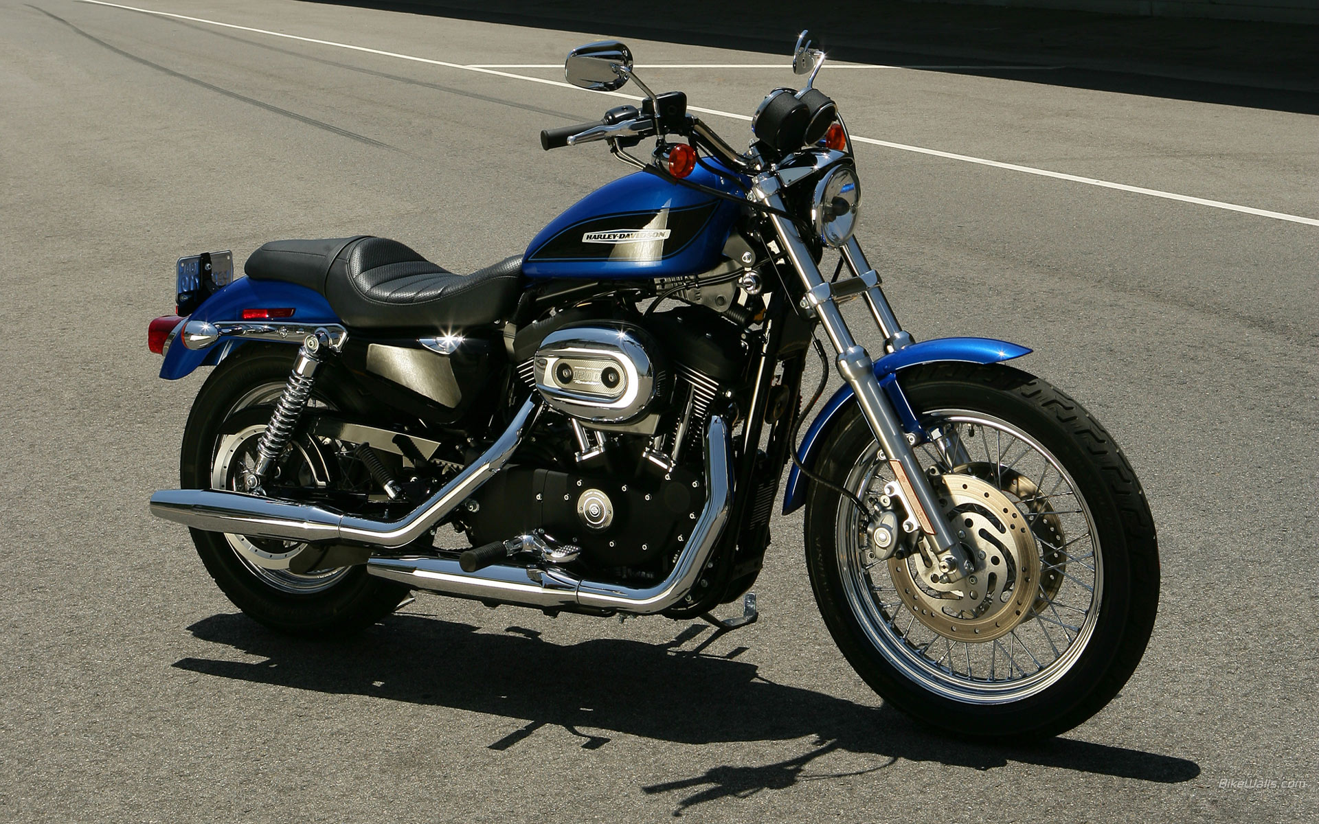 Harley-Davidson_XL1200R_06.jpg