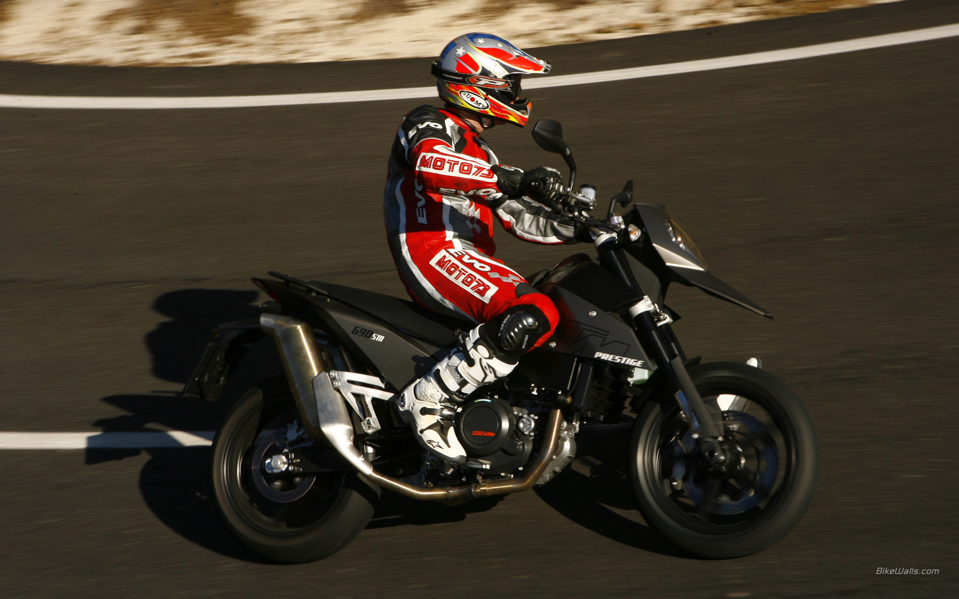 KTM_690SM_ok2_2007_13.jpg