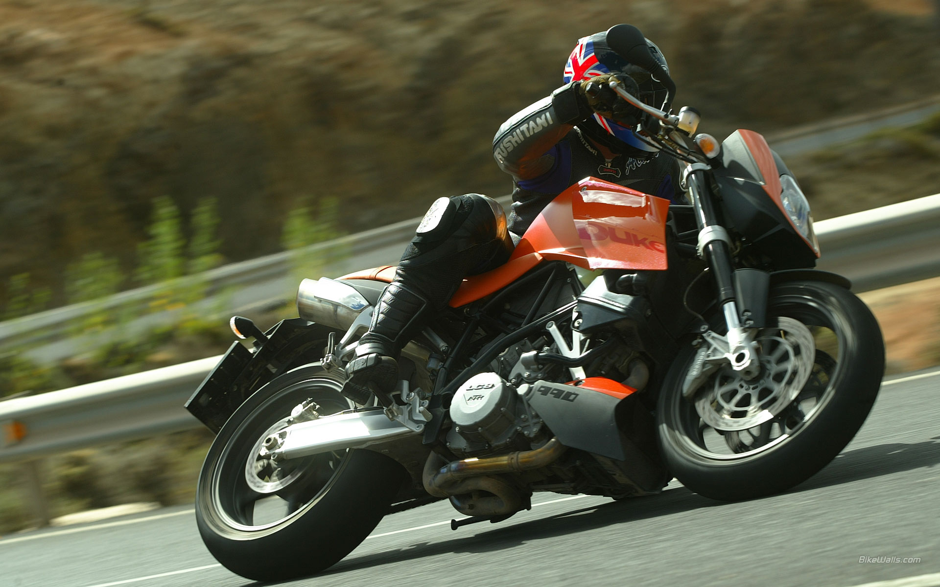 KTM_990_Superduke_2005_33.jpg