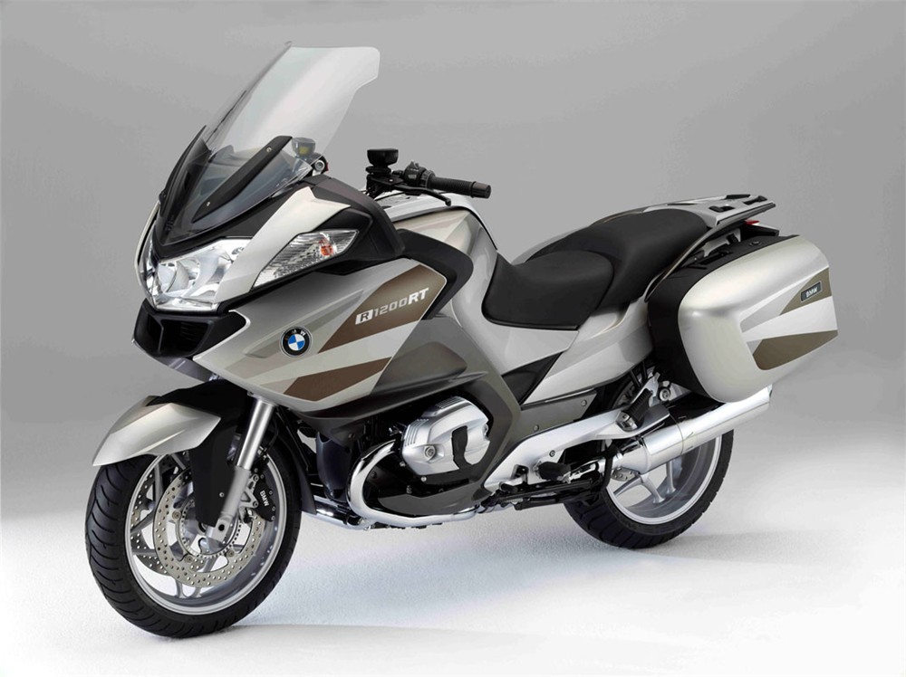 bmw-motorcycles-get-new-colors-for-2012_6.jpg