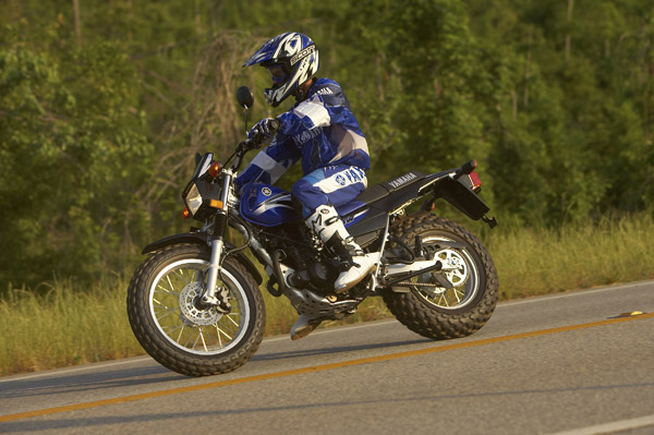 2006-Yamaha-TW200b.jpg