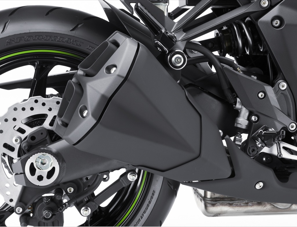 2011-kawasaki-z1000-details-photos-and-us-pricing-announced_2.jpg