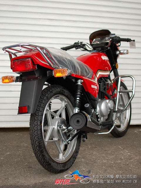 11gs125d14.jpg