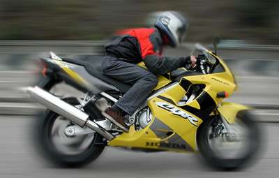 cbr600f4i_motion3.jpg