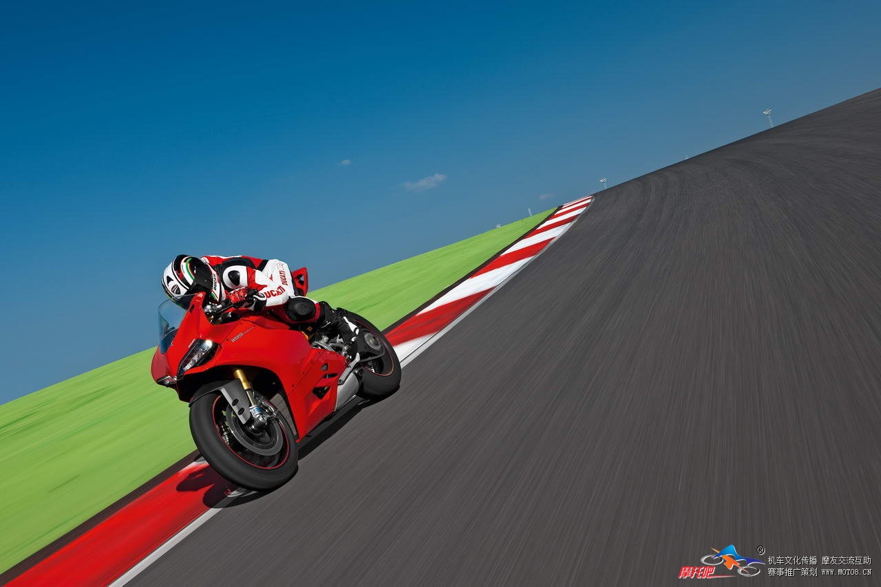 Ducati 1199 Panigale S 46.jpg