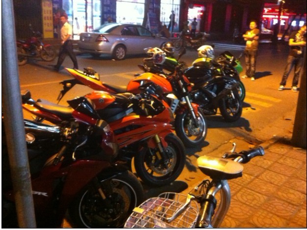 8-中国最具影响力的-摩托车论坛-扬中晶,玩车感