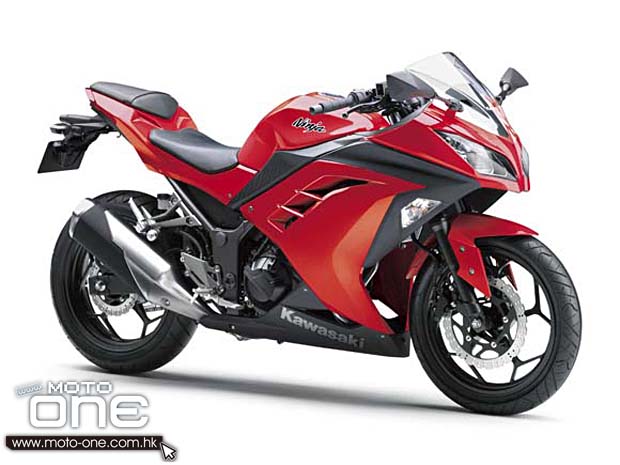 2013_kawasaki_ninja_250r-05.jpg