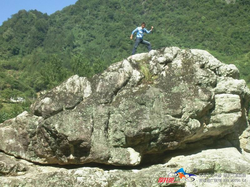 这样能不能驱魔，我浑身是劲