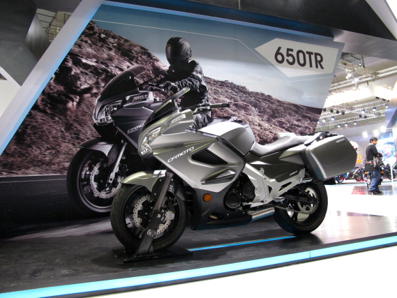 2012重庆摩托车展0210.JPG
