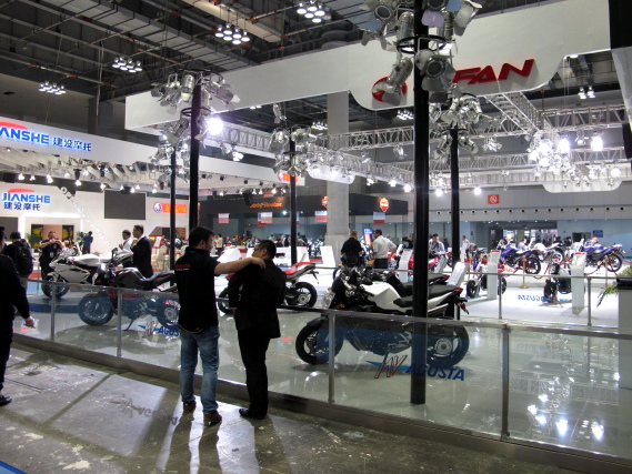 2012重庆摩托车展0291.JPG