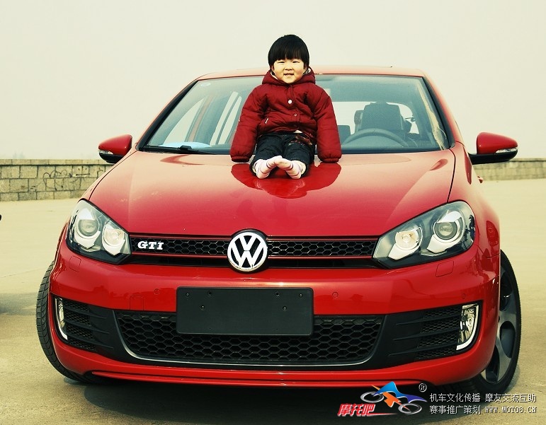 曦曦和gti.jpg