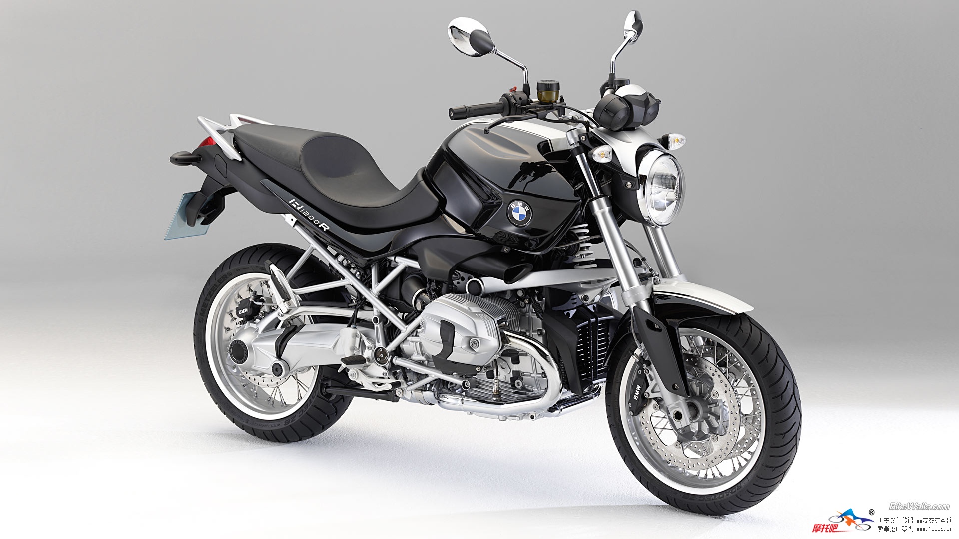 BMW_R1200R_2011_40_1920x1080.jpg