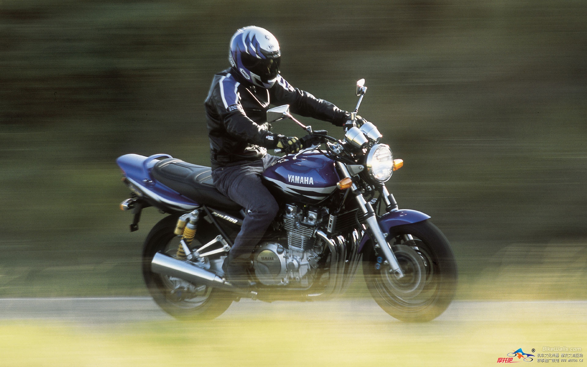 Yamaha__XJR1300_2002_04_1920x1200.jpg