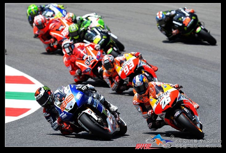 nEO_IMG_080_MotoGP 2013 Mugello Rennen und GridGirls.jpg.2235282.jpg
