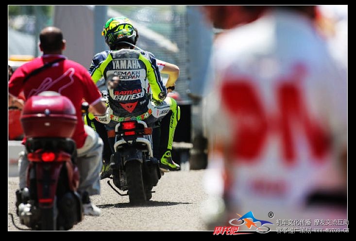 nEO_IMG_110_MotoGP 2013 Mugello Rennen und GridGirls.jpg.2235297.jpg