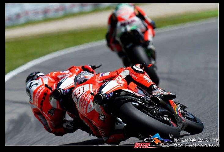 nEO_IMG_220_MotoGP 2013 Mugello Rennen und GridGirls.jpg.2235352.jpg
