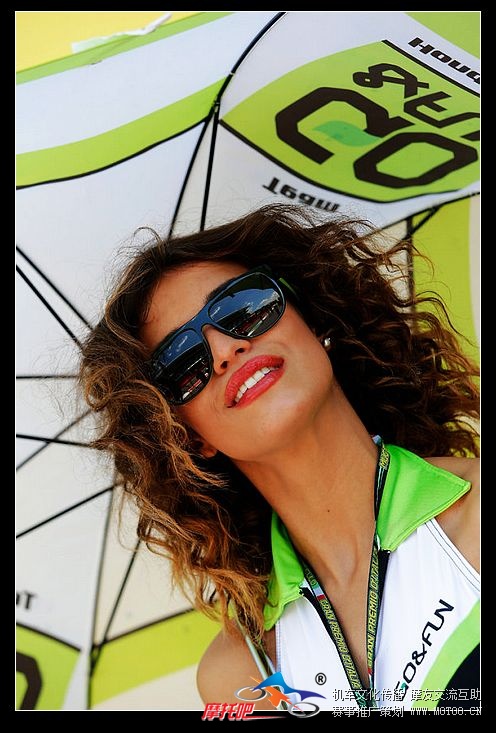 nEO_IMG_350_MotoGP 2013 Mugello Rennen und GridGirls.jpg.2235162.jpg