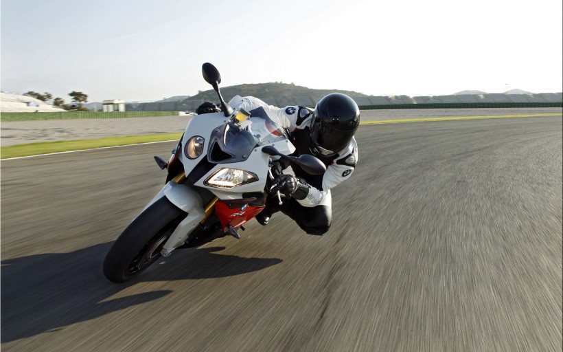 s1000rr-005.jpg