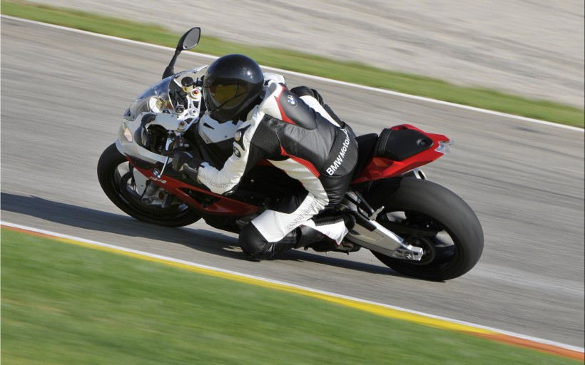 s1000rr-009.jpg