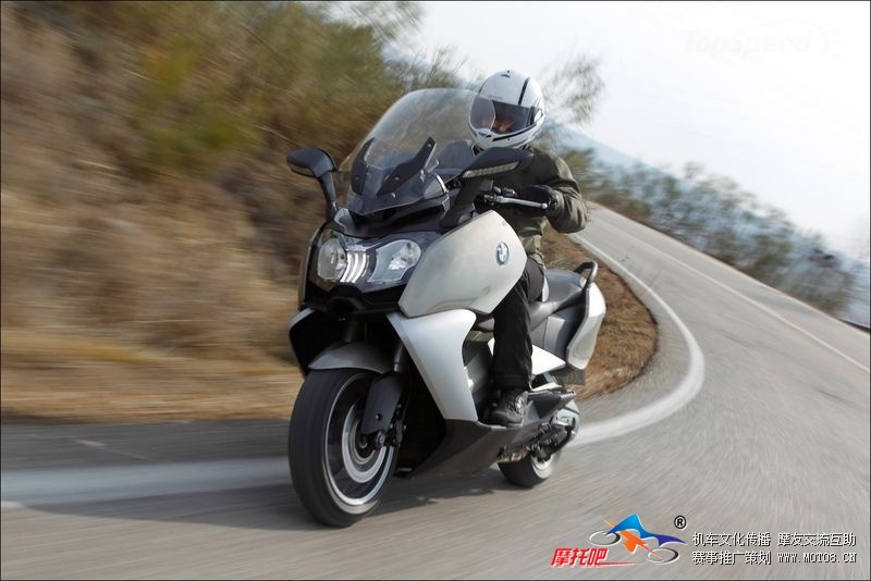 bmw-c650-gt-16_800x0w.jpg