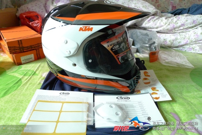 2013 KTM ARAI 公路越野两用盔4.jpg