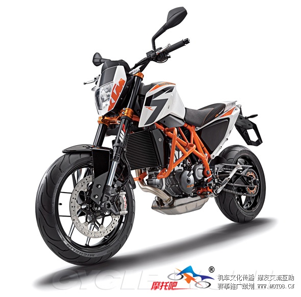 2013-KTM-690-Duke1.jpg