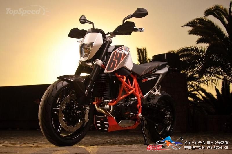 ktm-690-duke-73_800x0w.jpg