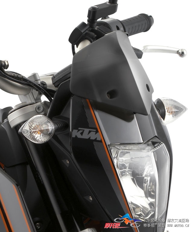 2013-KTM-690-Duke-Touring-Windscreen.jpg