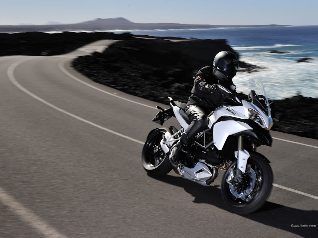 Ducati_Multistrada1200S_2010_03_1024x768.jpg