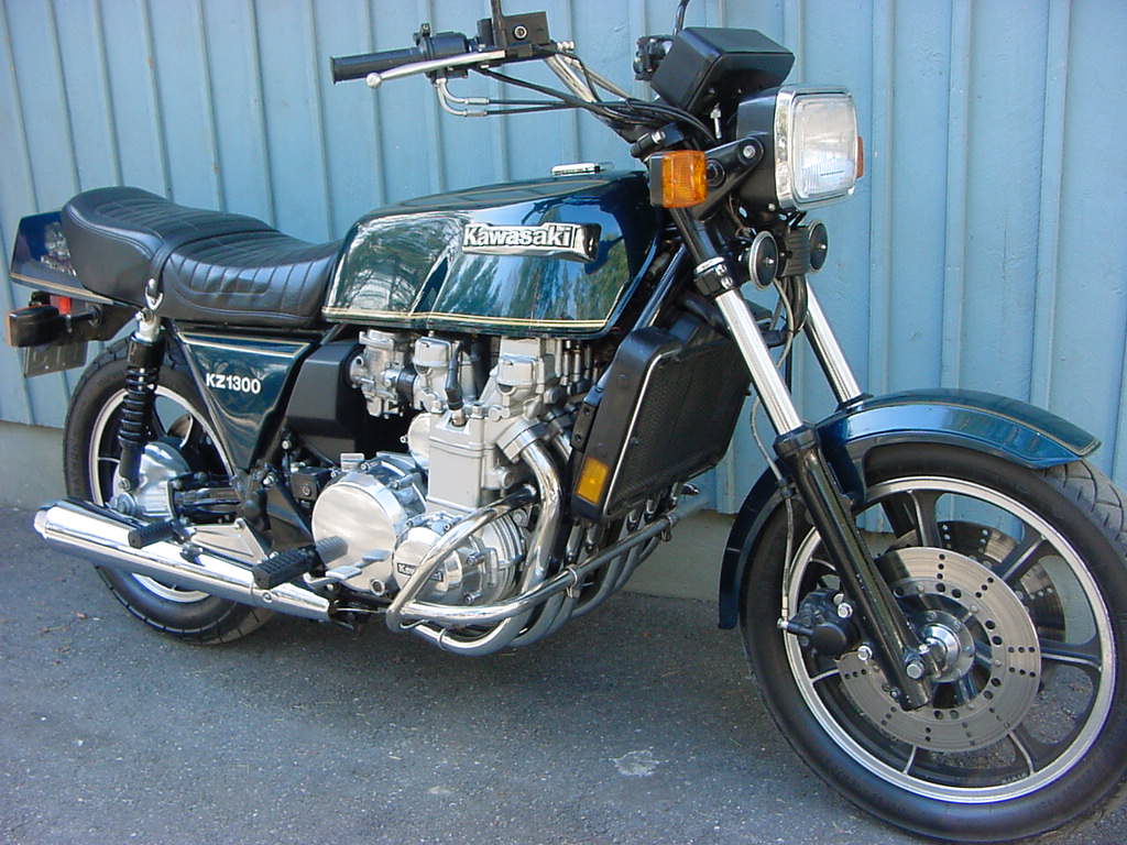 Kawasaki-Z1300-6-Carb1979.jpg