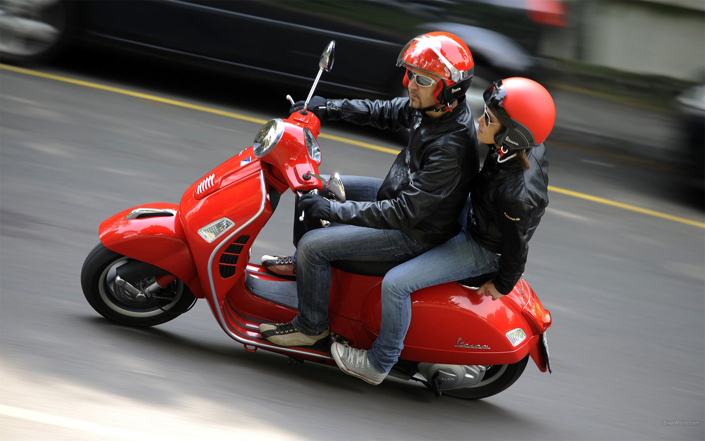 Vespa_GTS_125_Super_2009_16_1440x900.jpg